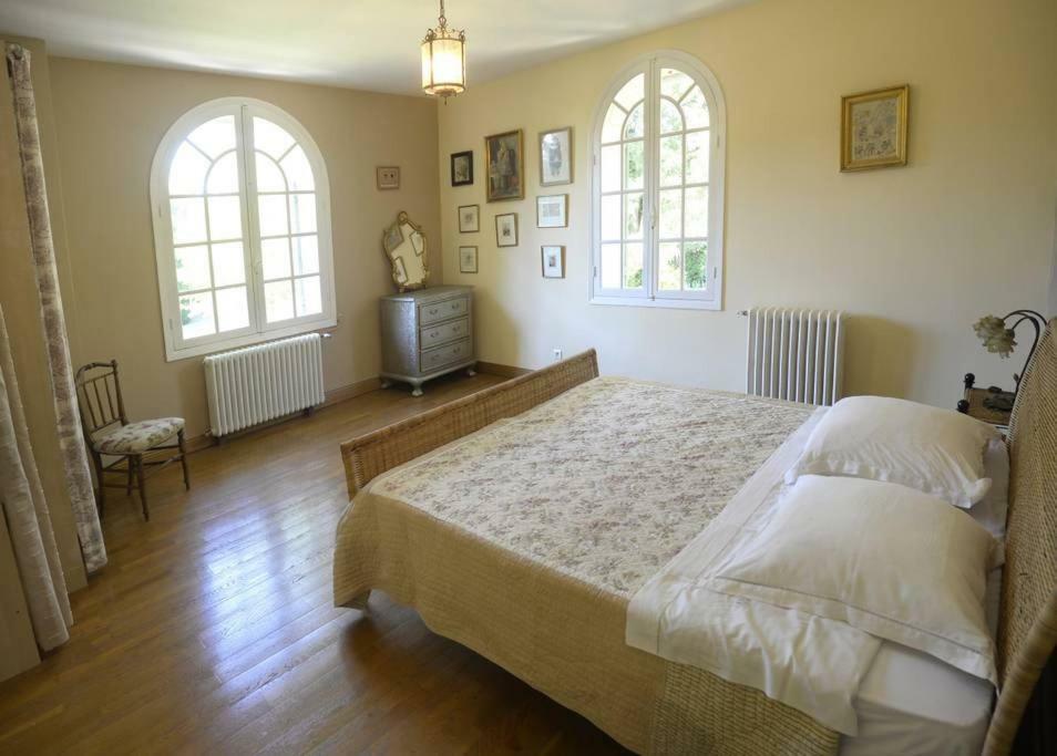 Ferienwohnung Les Deux Cedres Bergerac Exterior foto